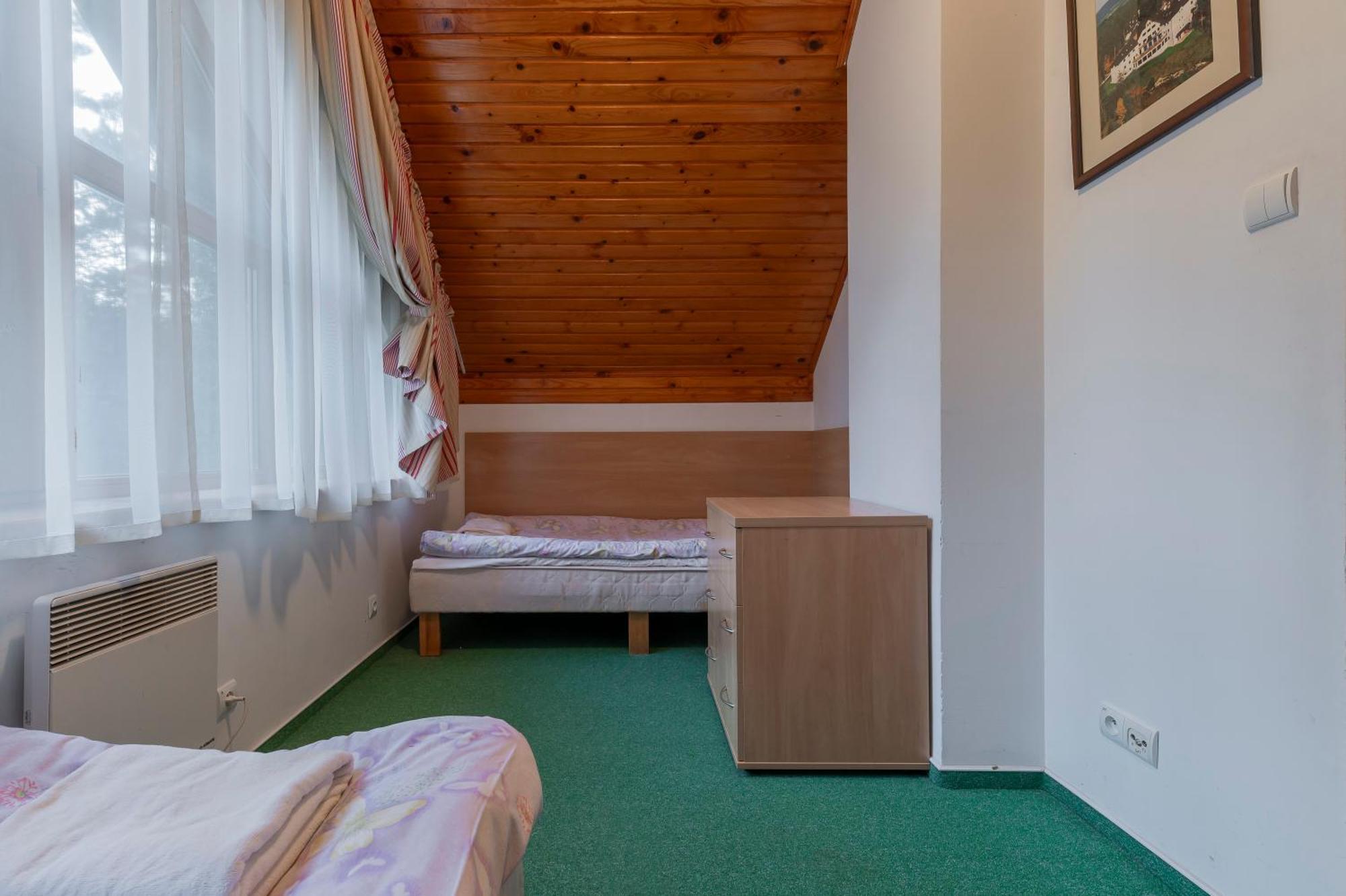 Hotel Perła Bieszczadów Geovita Czarna (Bieszczady) Exterior foto